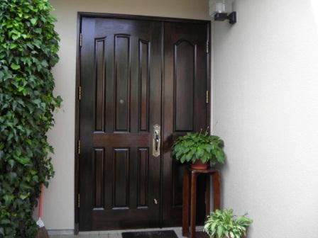 玄関ドア塗装施工例　鎌倉市Ｓ様邸